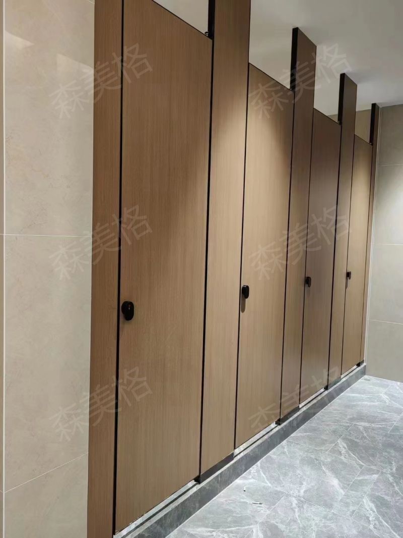 广州芭微集团办公楼卫生间隔断